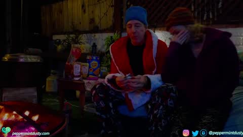 Snapshot of peppermintdusty chatting on 01.02.25 Peppermint and Dusty online show from 01.02.25