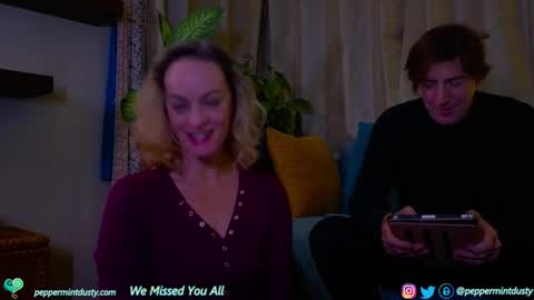 Snapshot of peppermintdusty chatting on 02.19.25 Peppermint and Dusty online show from 02.19.25