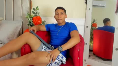 Snapshot of percy_god chatting on 10.09.25 percy_god online show from 10.09.25