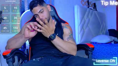 Snapshot of perfec_king00 chatting on 11.18.25 Jacob online show from 11.18.25