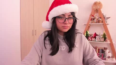 Sarah Ana Banana online show from 12.08.24