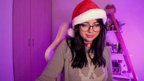 Sarah Ana Banana online show from 12.13.24