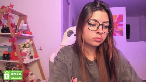 Sarah Ana Banana online show from 10.20.25