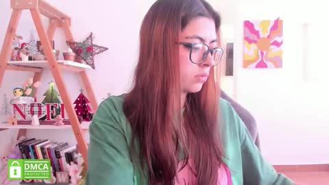 Sarah Ana Banana online show from 12.05.25