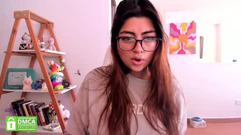 Sarah Ana Banana online show from 03.03.26