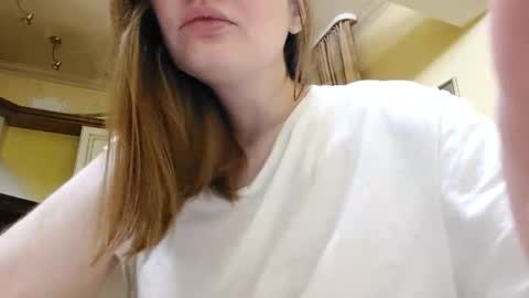 Snapshot of perfectdate chatting on 11.14.25 Anna online show from 11.14.25