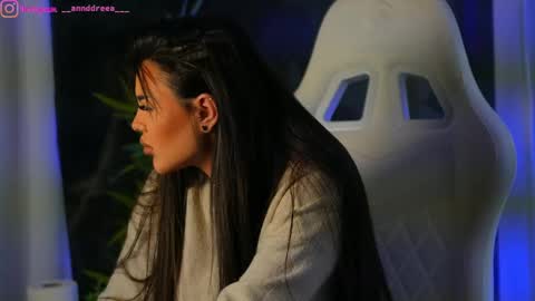 Dee online show from 12.07.24