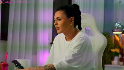 Dee online show from 03.23.26