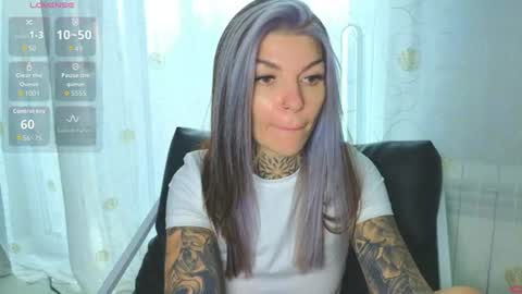 Snapshot of perfecttbaby77n chatting on 07.25.26 Anna online show from 07.25.26