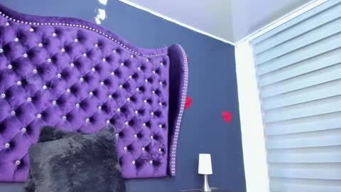 Snapshot of perlaa7 chatting on 03.07.25 Perla online show from 03.07.25