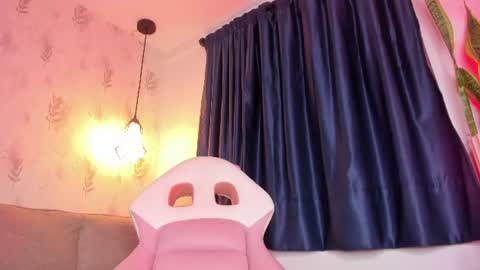 Perla online show from 07.19.26