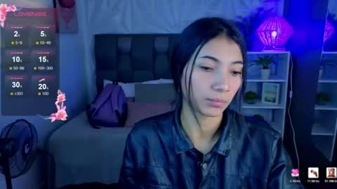 Snapshot of perlaa_moon_ chatting on 07.17.26 PERLA online show from 07.17.26