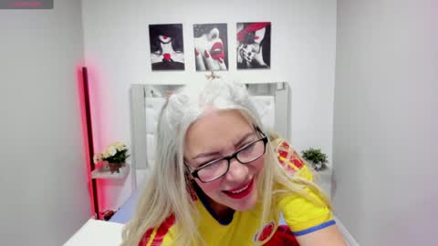 Perla online show from 07.03.26
