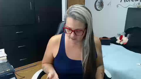 goloza online show from 10.16.25