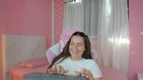 Marie online show from 10.14.25