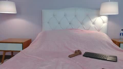 Persefone  online show from 03.16.26