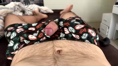 Snapshot of perthguytop chatting on 11.04.25 perthguytop online show from 11.04.25