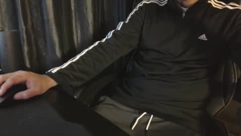 Lalo   x peruvianevil  ig peruvianevil  online show from 03.04.25