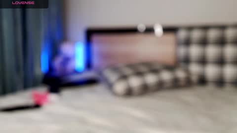 Julia  PVT IS OPEN -- LUSH IS ON online show from 01.23.25