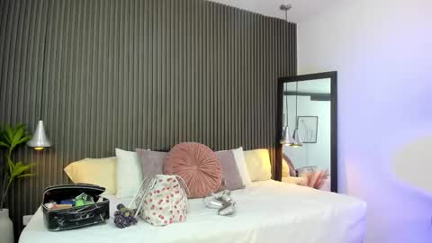 Lizza online show from 09.20.25