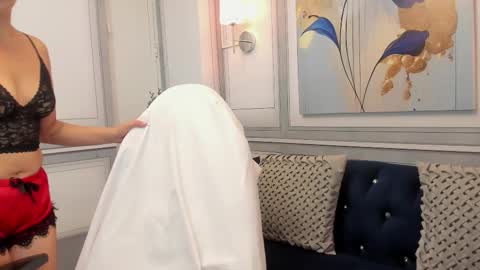 Mia online show from 02.15.26