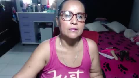 Snapshot of pervert_mommy_x chatting on 07.14.26 SAMY online show from 07.14.26