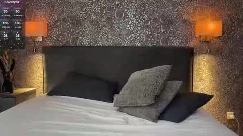 petalpage online show from 03.04.26