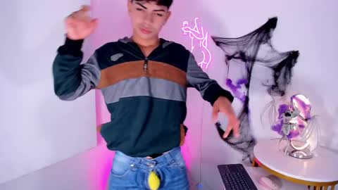 Peter online show from 10.22.25