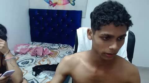 Peter and Shopia online show from 02.08.25