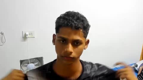 Peter and Shopia online show from 03.12.25