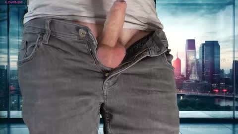 Snapshot of peternoak chatting on 11.09.25 Peter Noak online show from 11.09.25