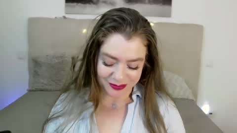 Snapshot of petersemily chatting on 12.02.24 Peters Emily online show from 12.02.24