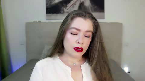 Snapshot of petersemily chatting on 02.23.25 Peters Emily online show from 02.23.25