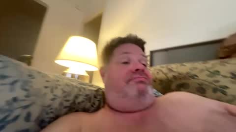 Snapshot of petersonkent6745 chatting on 09.27.25 petersonkent6745 online show from 09.27.25
