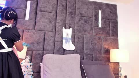 Im Rosse but u can call me Rossie or Rosita . online show from 12.17.24