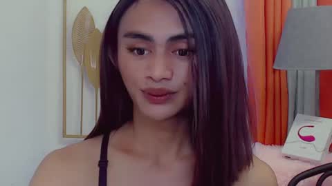 petite_barbie88 online show from 06.15.26