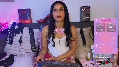 petite_pepper18 online show from 05.26.26