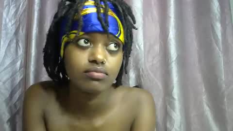 petite_star2 online show from 01.09.26