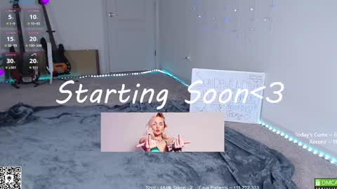 Snapshot of petitebrat chatting on 02.23.25 PiperAvery online show from 02.23.25