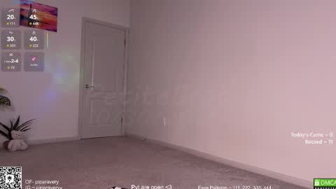 Snapshot of petitebrat chatting on 10.30.25 PiperAvery online show from 10.30.25