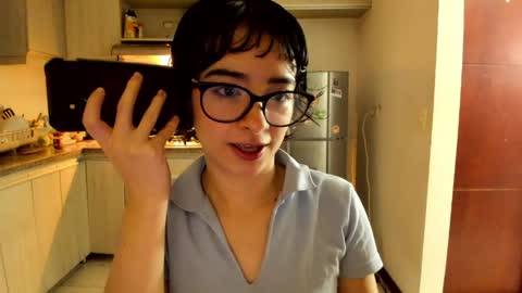 Lunna online show from 04.28.26