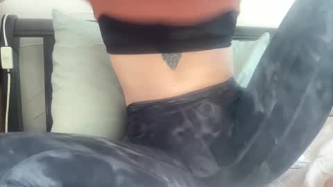 petitegirlypop online show from 02.20.25