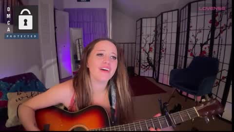 Snapshot of petitejewel chatting on 01.03.25 Jules online show from 01.03.25