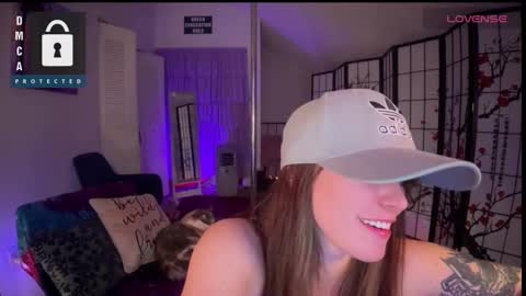 Snapshot of petitejewel chatting on 01.13.25 Jules online show from 01.13.25