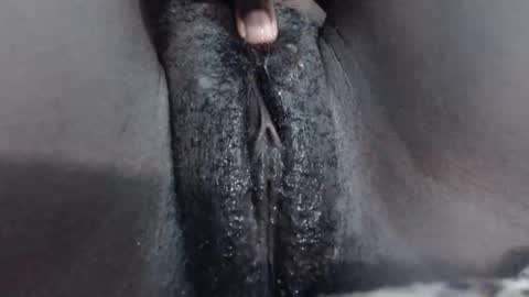 petiteme1 online show from 02.13.25