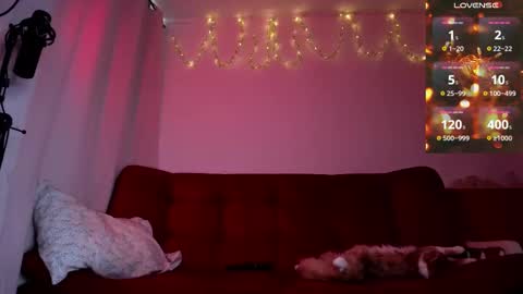 diana fansly petitemuse online show from 02.27.25