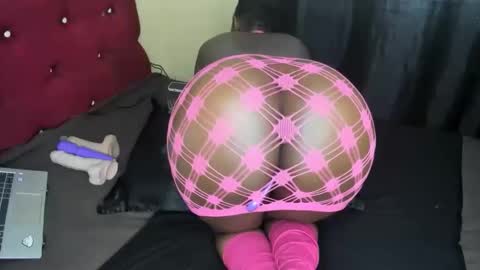 Cayennee online show from 11.01.25