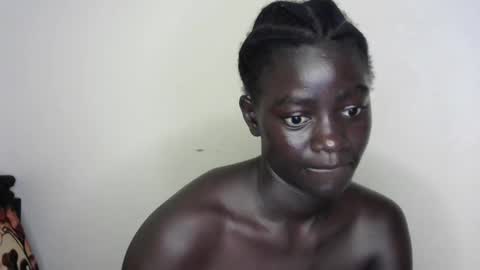 petitte_gyaal online show from 12.21.25