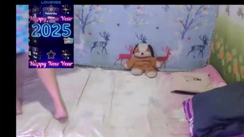 Snapshot of pettygirl69 chatting on 12.21.25 pettygirl69 online show from 12.21.25