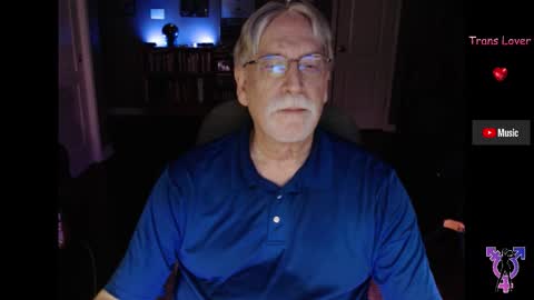 Snapshot of pghk2000 chatting on 10.30.25 George online show from 10.30.25